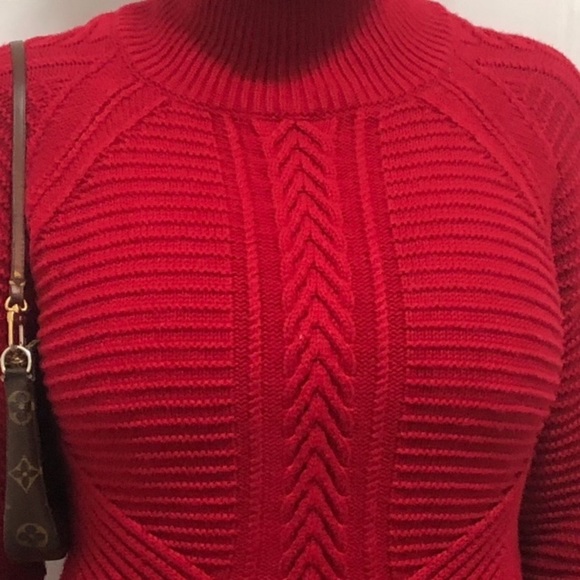 ♦️SOLD♦️ SOLD♦️Banana Republic Sweater - Picture 3 of 11